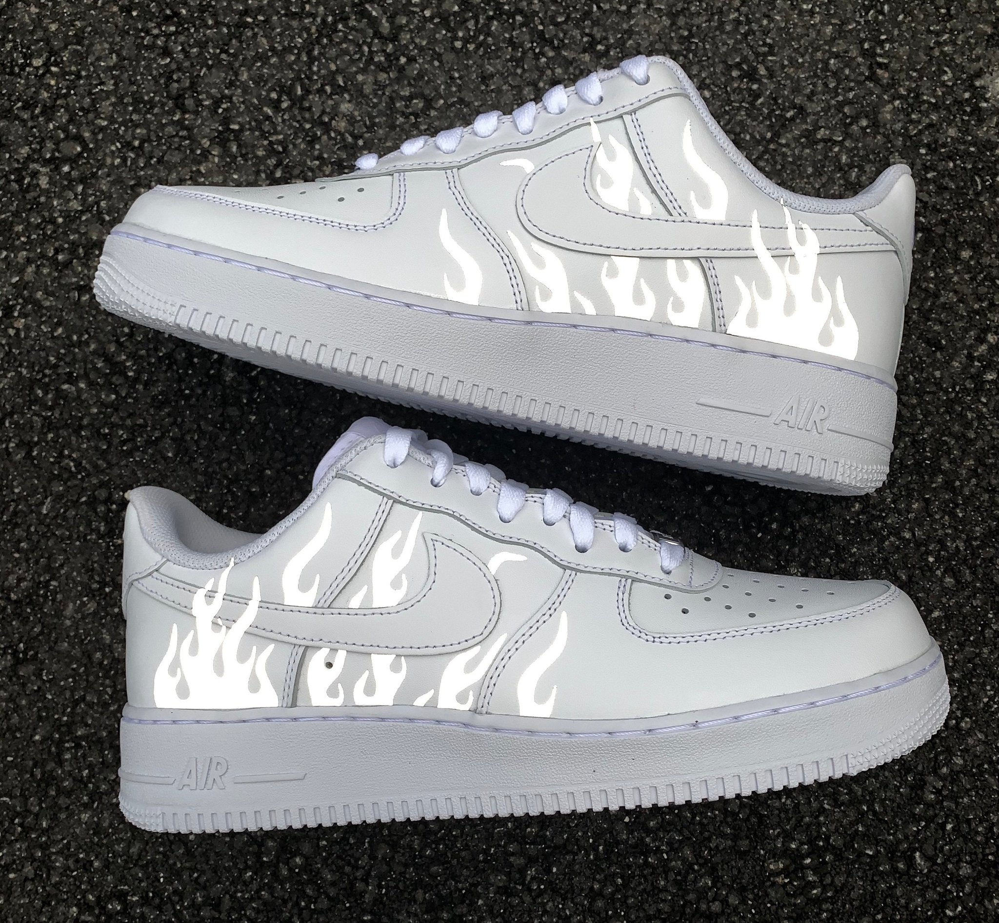 Air Force 1 x Llamas (Reflectivo) - Art Force Custom